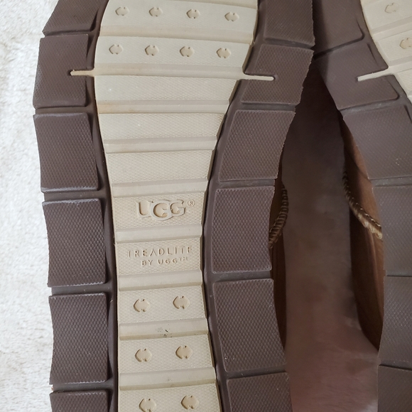 UGG treadlite sneakers - Picture 9 of 16